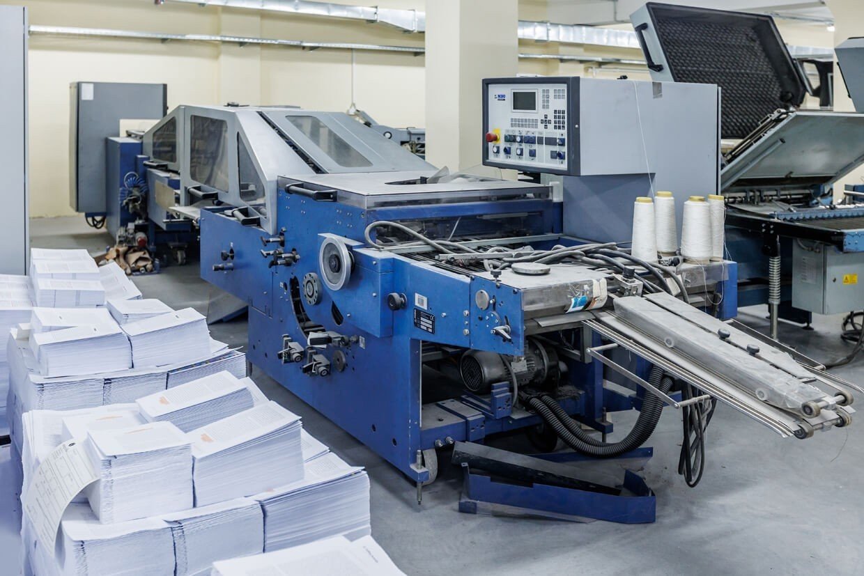 30th September  2010 a sewing machine with fusible thread type ZSF66 was bought