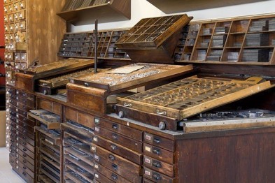 Von einer kleinen Druckerei wird sie zu einer Druckerei, die im Jahr 1930 120 Angestellte hatte