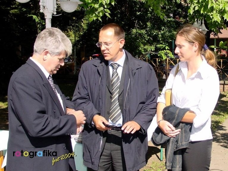 2004 szeptember 23. Az első születésnapján ünnepelte a Rotografika.