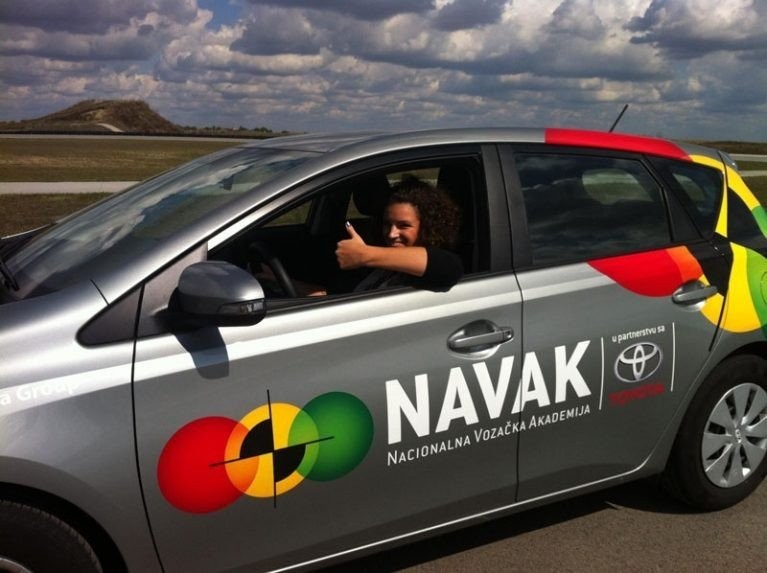 13. September 2013 Sat Media Group  organisierte in Navak eine zusätzliche Ausbildung für die Fahrer aus Rotografika und Radin