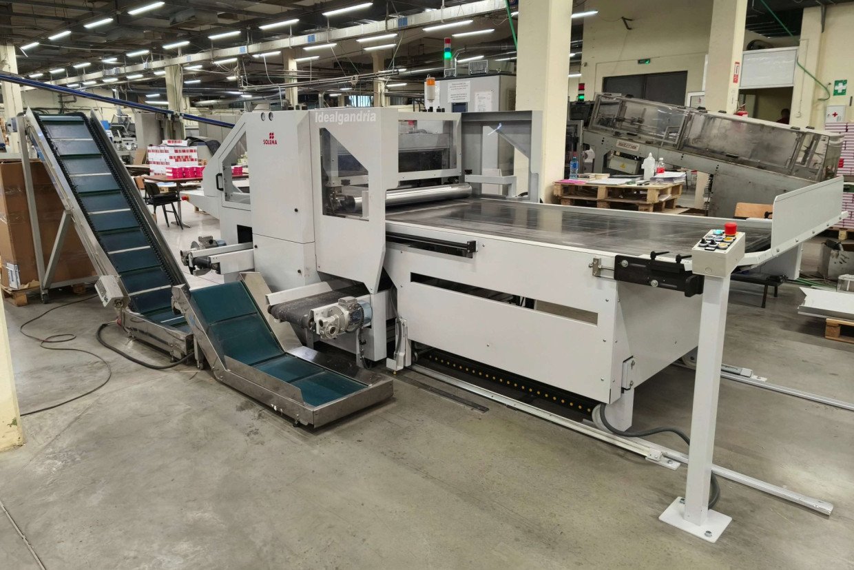 In August 2024, an automatic greyboard cutting machine SOLEMA IDEALGANDRIA was purchased and installed.