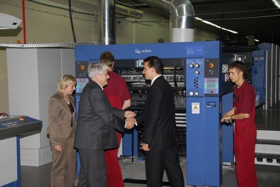 Oktober 2006 die neuen Maschine KBA Rapida 105U fängt mit der Arbeit an