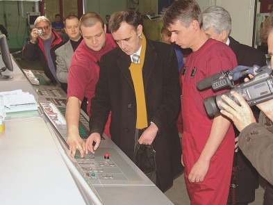 03. mart 2006. puštena je u rad druga revijalna kolorna rotacija KOMORI S38